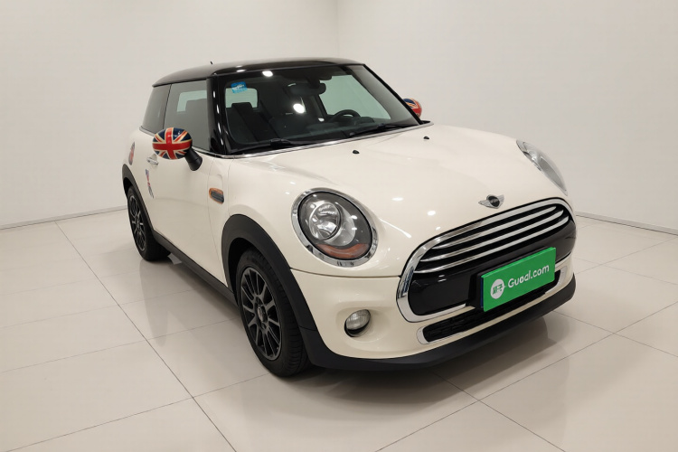 MINI 2016款 1.5T COOPER车身外观3