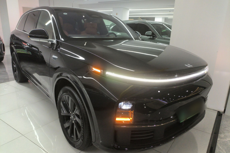 理想汽车 理想L7 2023款 Air车身外观3