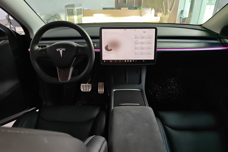 特斯拉 Model Y 2024款 后轮驱动版中控内饰12