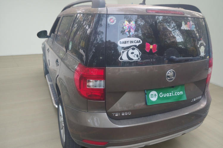 斯柯达 Yeti 2017款 TSI280 DSG前行版车身外观5