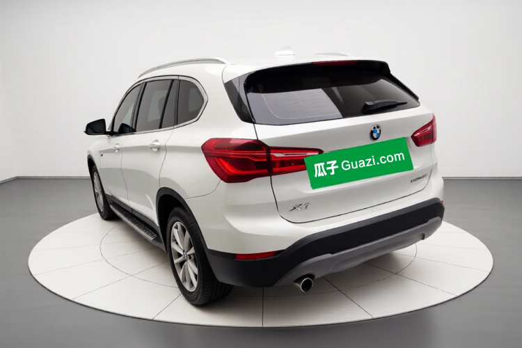 宝马X1 2019款 sDrive18Li 时尚型车身外观5