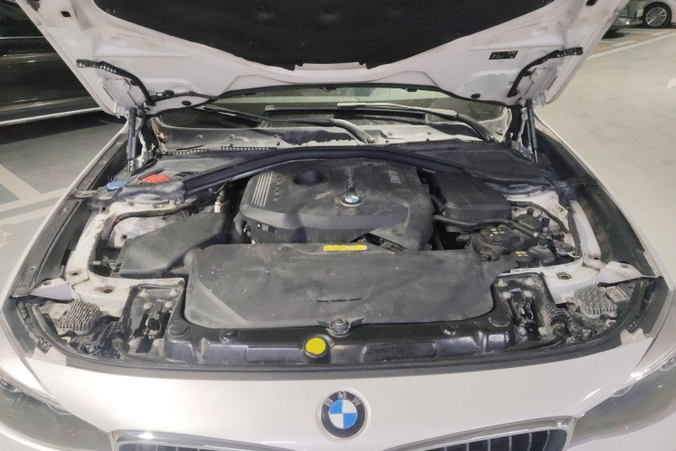 宝马3系GT 2019款 320i M运动套装局部细节24