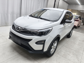 比亚迪 元 2017款 1.5L 自动酷炫时尚型