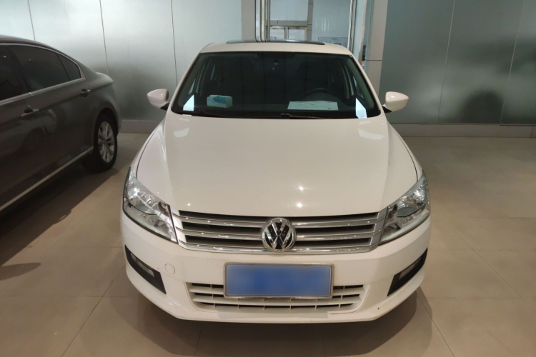 大众 桑塔纳 2015款 1.6L 自动舒适版车身外观2