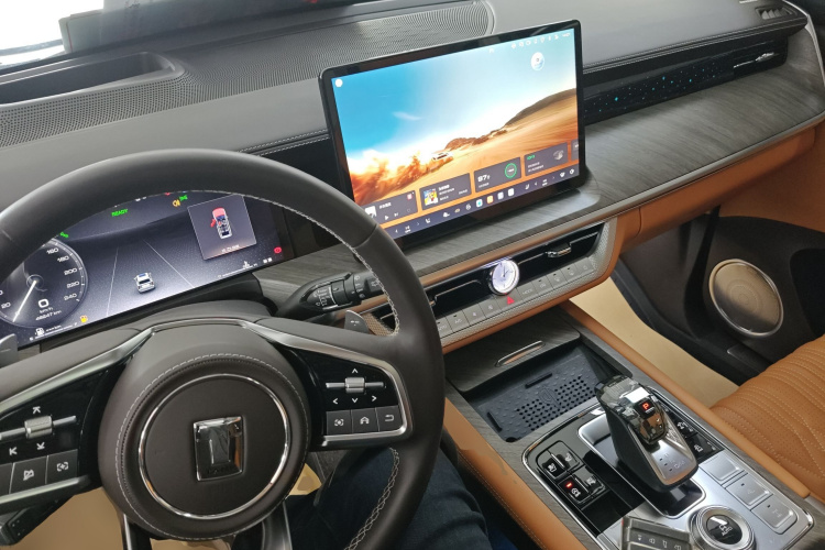 坦克500 2022款 3.0T 商务版 造境型 5座中控内饰7002