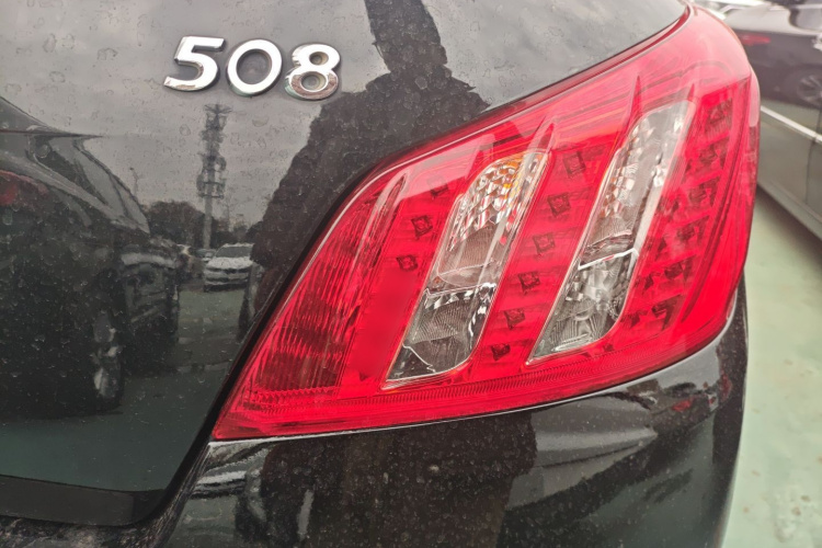 标致508 2013款 2.0L 两周年纪念 自动智享版车身外观6006