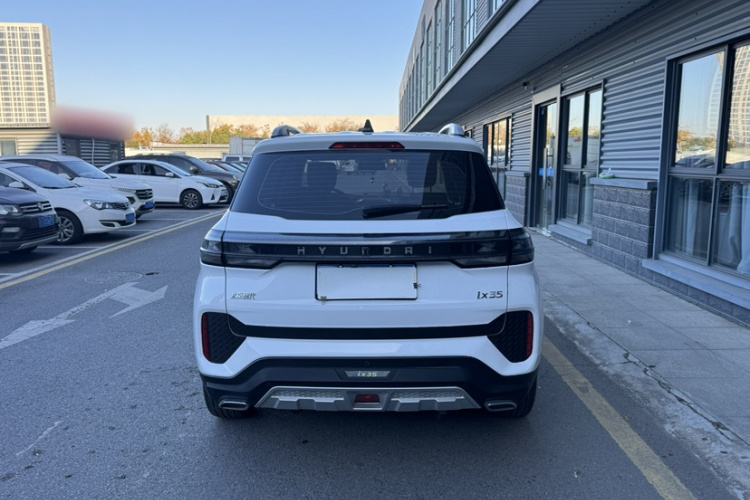 北京现代ix35 2021款 2.0L 自动两驱GLS领先版车身外观6008