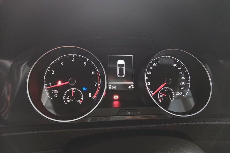 大众 高尔夫 2018款 230TSI 自动舒适型局部细节14