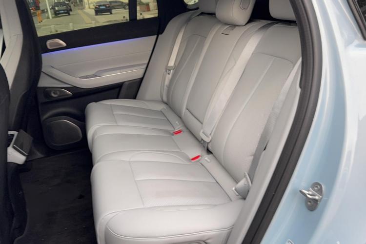 蔚来EC7 2023款 75kWh中控内饰7001