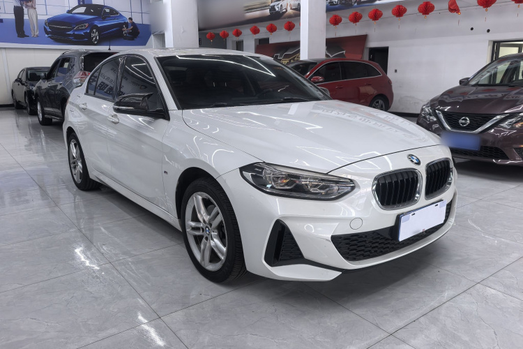 宝马1系 2020款 120i M运动套装车身外观6002