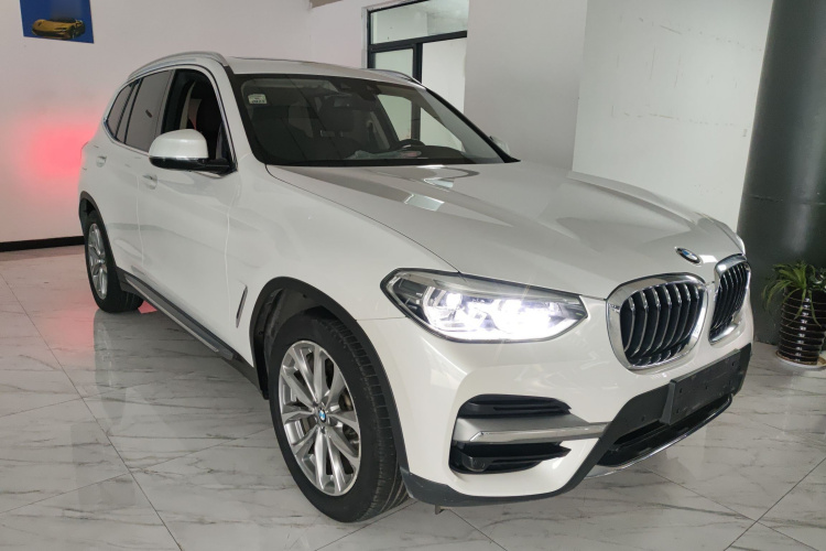 宝马X3 2021款 xDrive25i 豪华套装车身外观6002