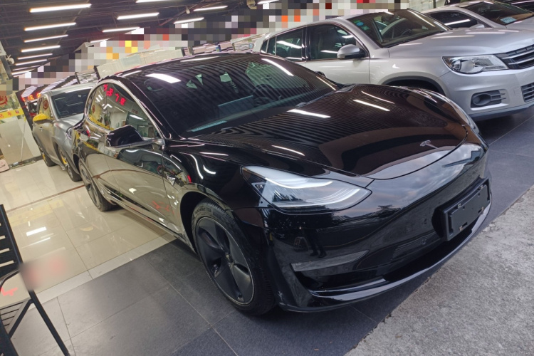 特斯拉 Model 3 2020款 改款 长续航后轮驱动版车身外观3