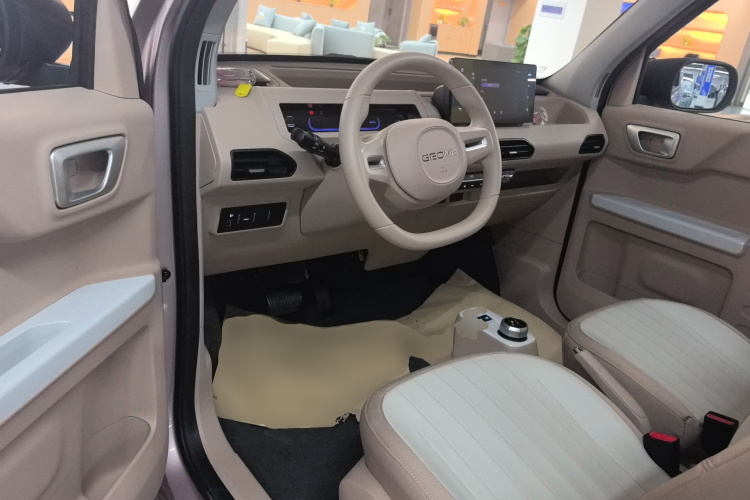 吉利银河 2024款 熊猫mini 200km 耐力熊中控内饰20