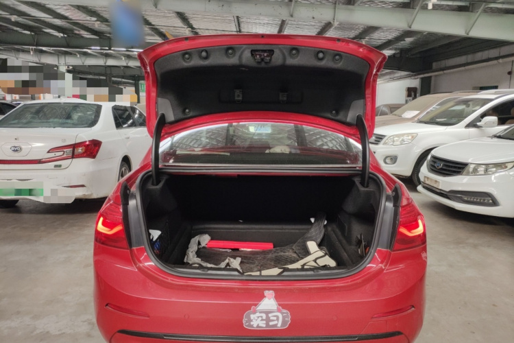 宝马1系 2017款 118i 运动型局部细节23