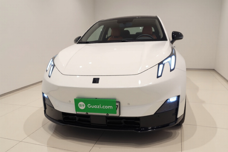 领克Z20 2025款 530km 后驱Pro车身外观2