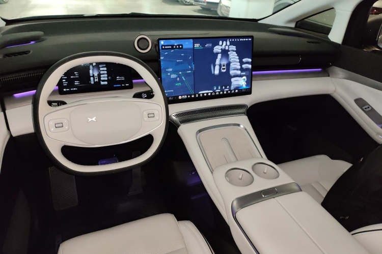 小鹏X9 2024款 640四驱高性能Max中控内饰12