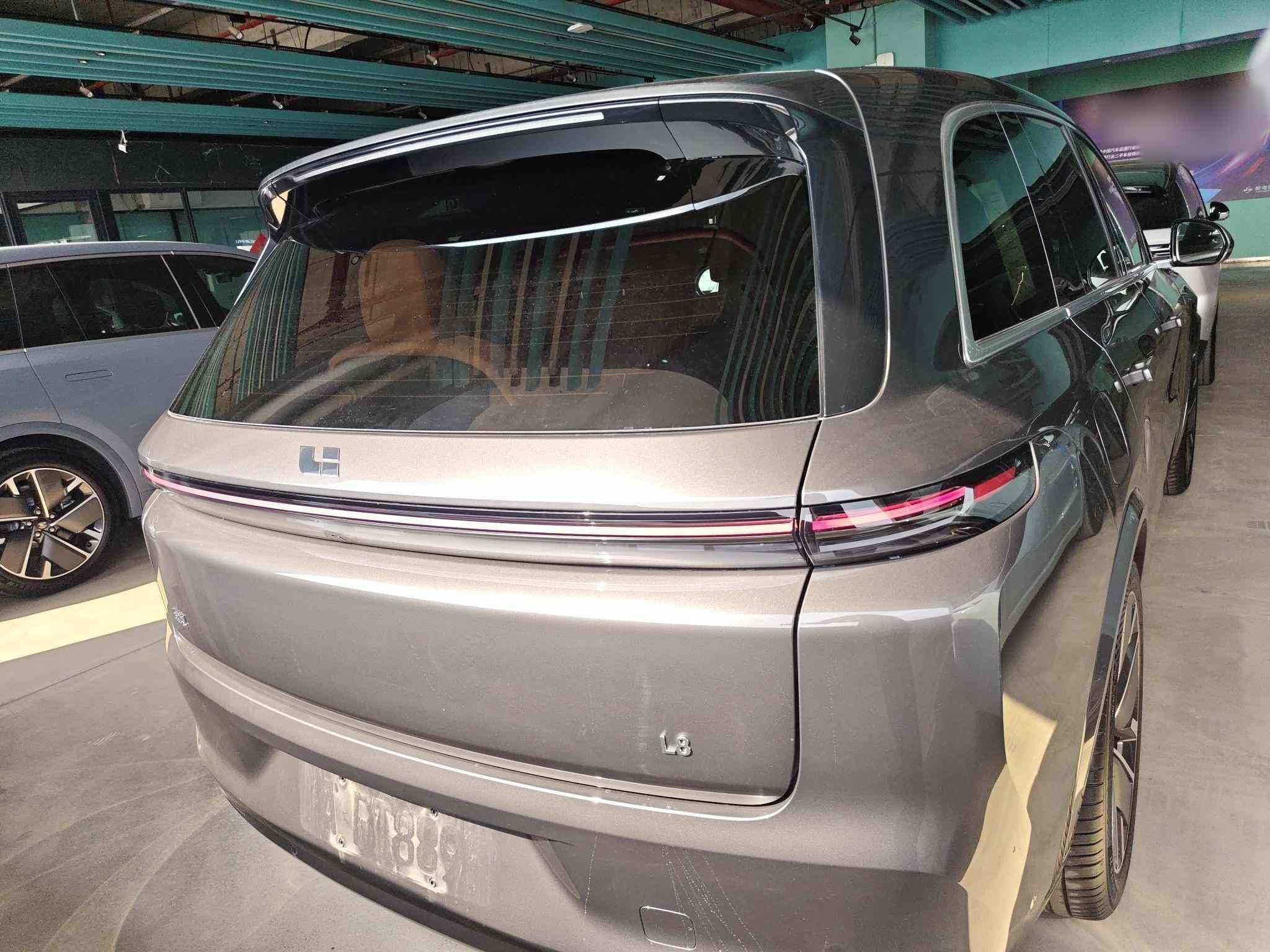 理想汽车 理想L8 2025款 Max 智能焕新版(4)