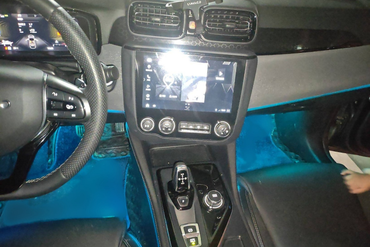 领克03 2021款 2.0TD 自动劲Plus局部细节16