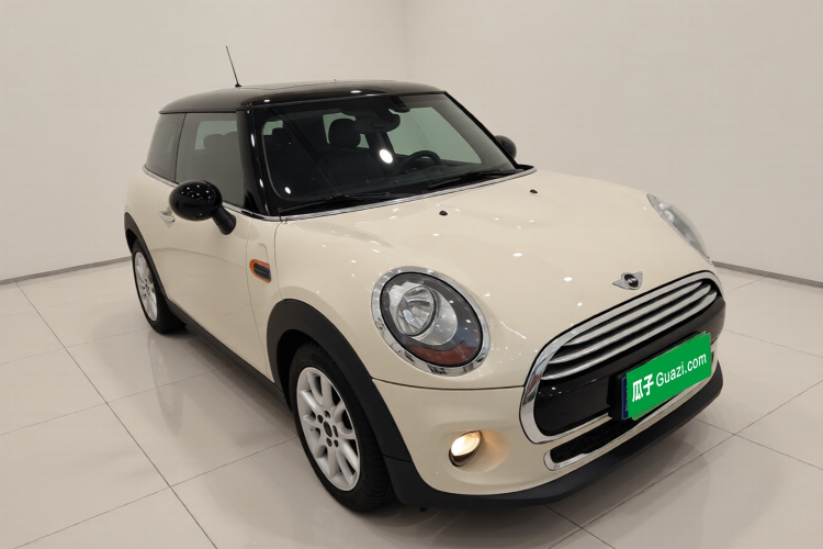 MINI 2014款 1.5T COOPER Fun车身外观3
