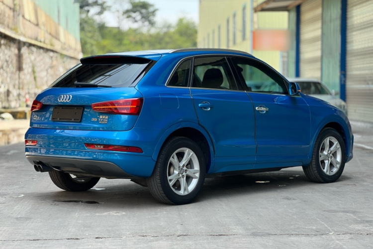 奥迪Q3 2016款 35 TFSI 时尚型车身外观6013