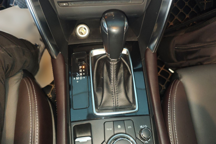 马自达CX-4 2016款 2.5L 自动四驱蓝天激情版局部细节18