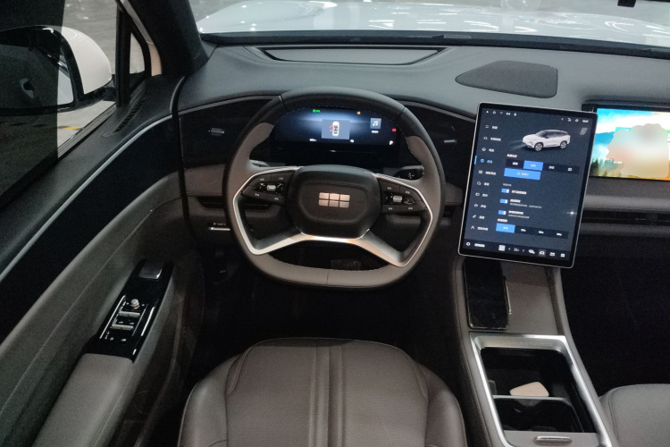 吉利银河 银河L7 2025款 EM-i 115km 探索版中控内饰13