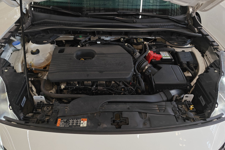 福特 锐际 2020款 EcoBoost 245 两驱悠享款局部细节24