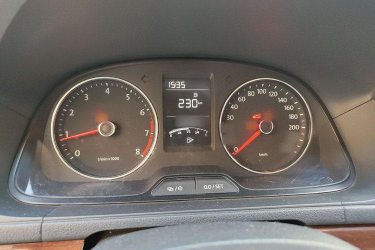 大众 朗逸 2013款 改款经典 1.6L 手动舒适版局部细节14