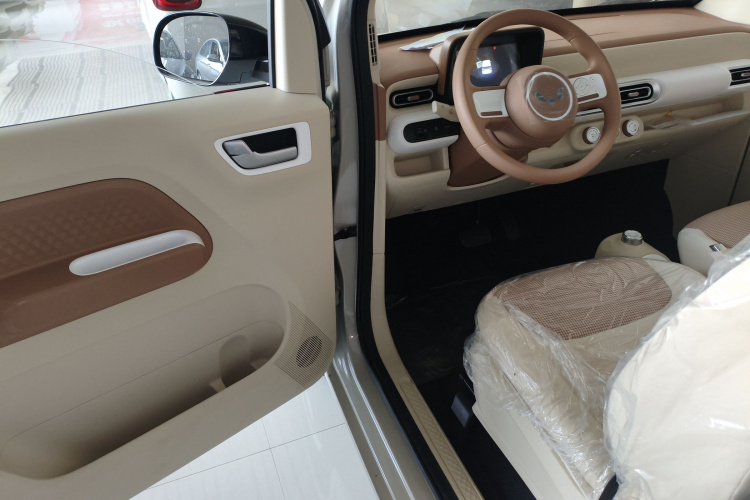 五菱汽车 宏光MINIEV 2024款 第三代 215km 青春版中控内饰20