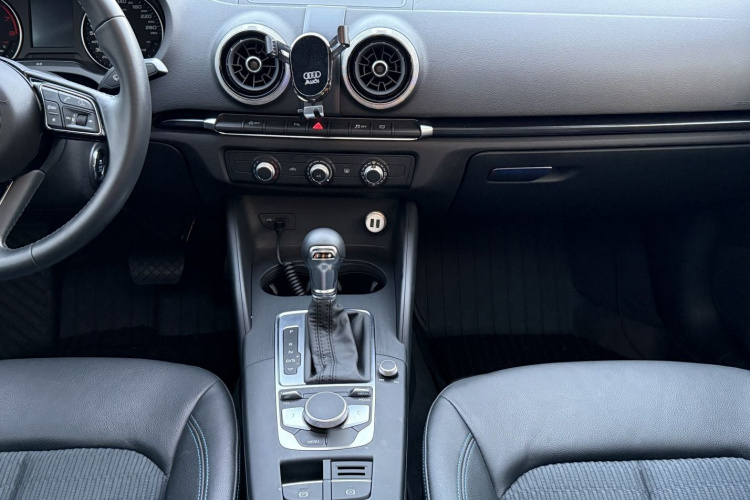 奥迪A3 2020款 Limousine 35 TFSI 时尚型 国VI局部细节9003