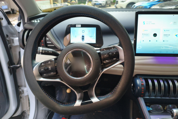 比亚迪 元PLUS 2022款 510KM 旗舰型中控内饰13