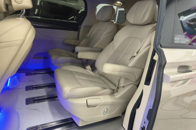 别克GL8 2023款 ES陆尊 尊享型中控内饰21