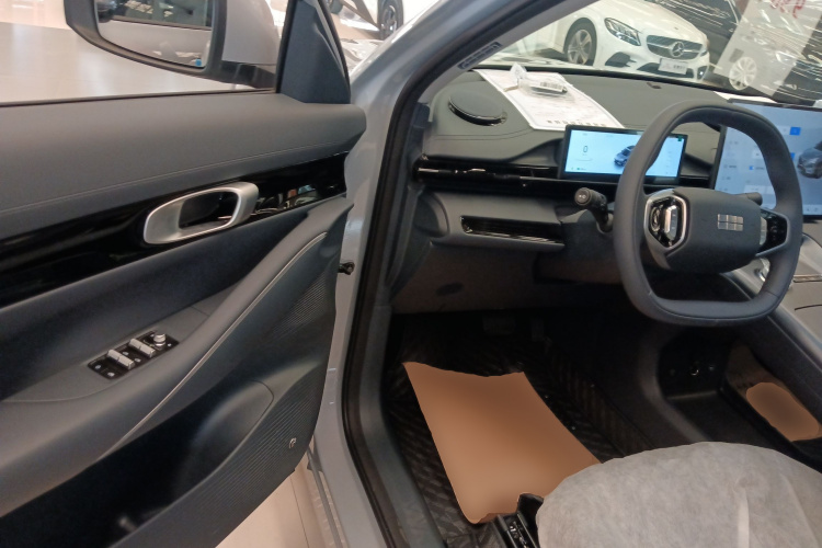 吉利银河 银河E5 2026款 530km 启航版中控内饰7003