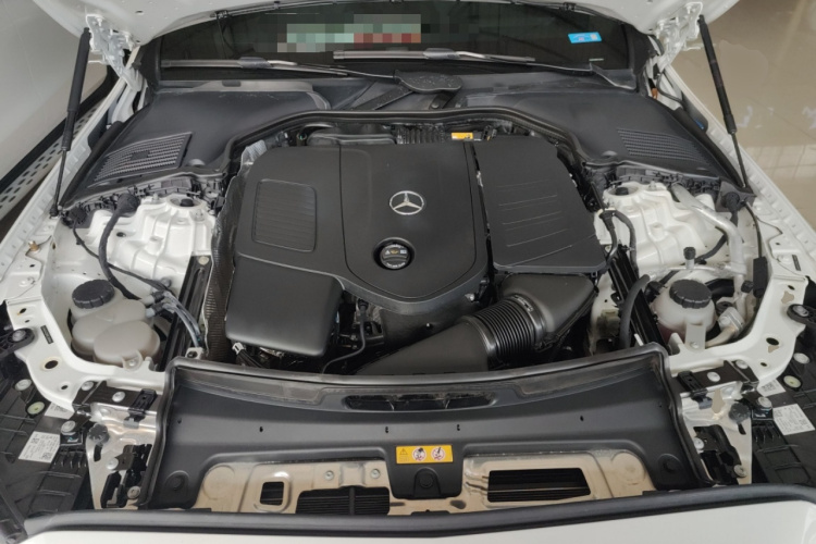 奔驰C级 2024款 改款 C 260 L 运动版机舱底盘24