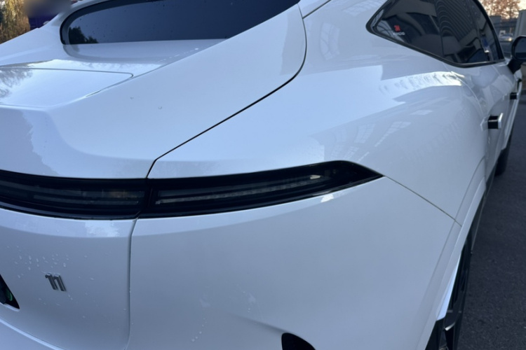 阿维塔11 2023款 超长续航单电机版 5座车身外观6010