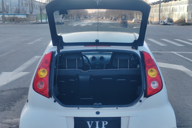 比亚迪F0 2015款 1.0L AMT 铉酷型中控内饰7012