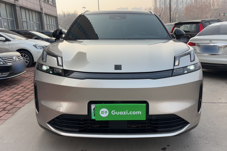 领克08 EM-P 2025款 120km 长续航Pro车身外观6003