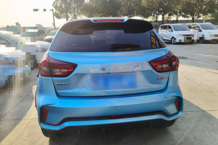 吉利汽车 远景X3 2021款 PRO 1.5L CVT尊贵型车身外观6