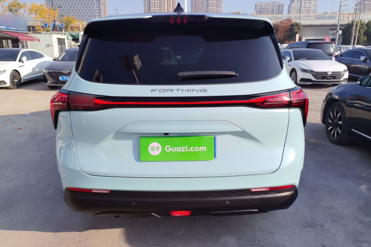 东风风行 风行游艇 2022款 1.5T DCT逐浪版车身外观6