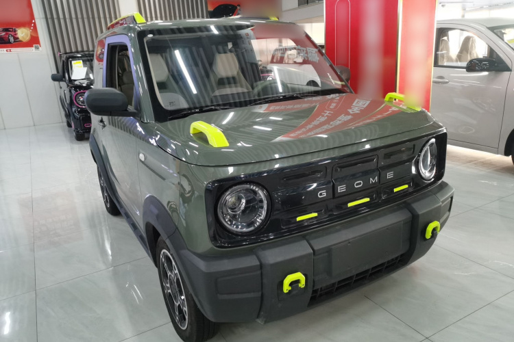 吉利银河 2025款 210km 熊猫骑士车身外观3