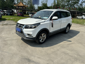 北汽幻速S3 2016款 S3L 1.5L 手动尊享型