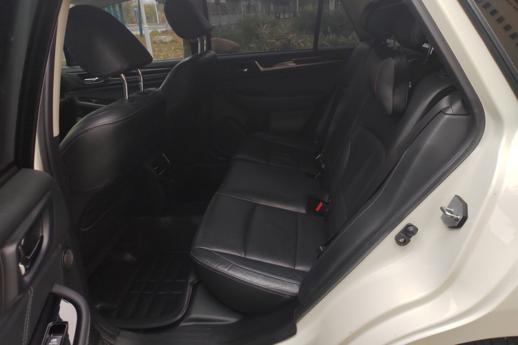 斯巴鲁 傲虎 2016款 2.5i 运动导航版中控内饰21