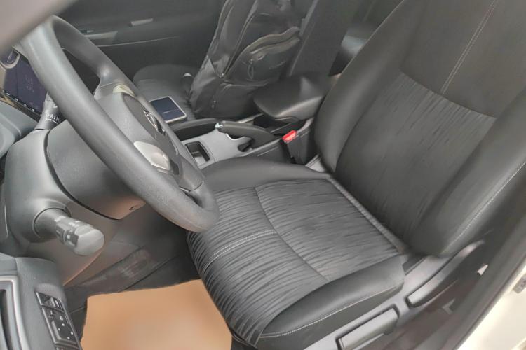 日产 轩逸 2019款 经典 1.6XE CVT舒适版局部细节19