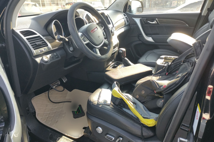 哈弗H9 2015款 2.0T 四驱豪华型 7座中控内饰20