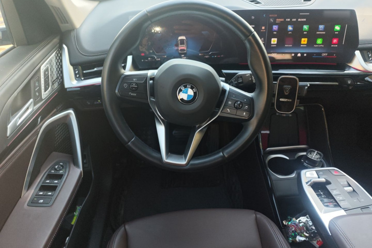 宝马X1 2023款 sDrive25Li X设计套装中控内饰13