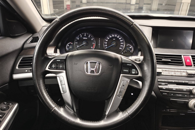 本田 歌诗图 2012款 2.4L 豪华版中控内饰7008