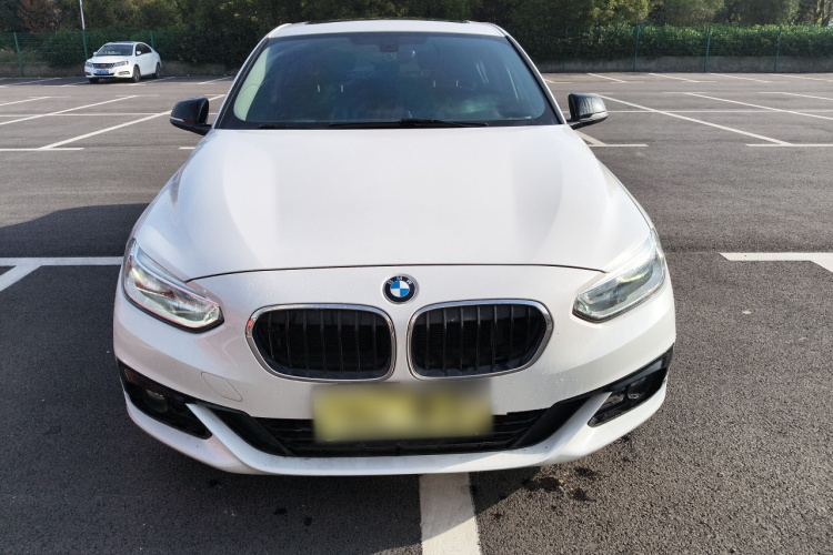 宝马1系 2018款 改款 118i 运动型车身外观6001