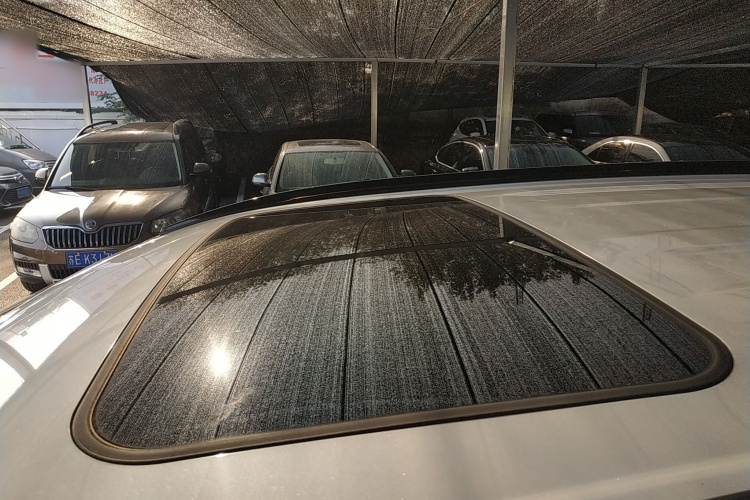 丰田 RAV4荣放 2020款 双擎  2.5L E-CVT两驱精英版局部细节57