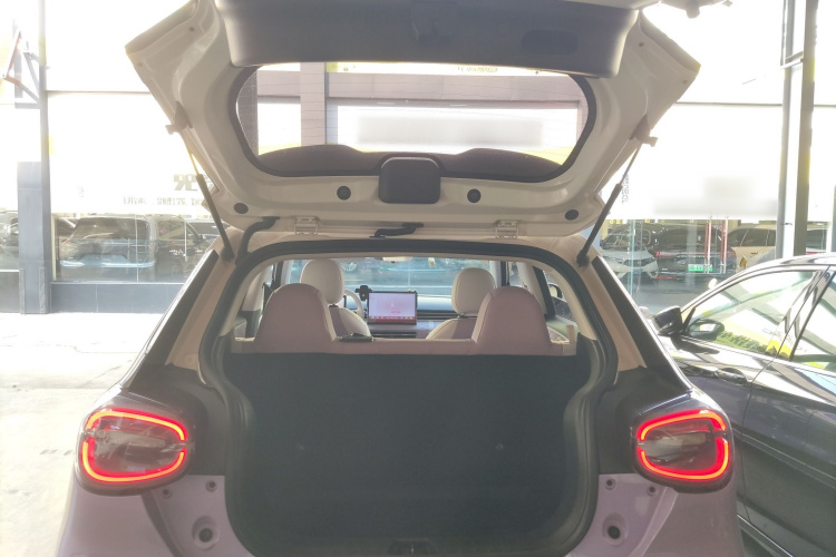 东风纳米 纳米01 2024款 焕新版 430 Plus智+机舱底盘23