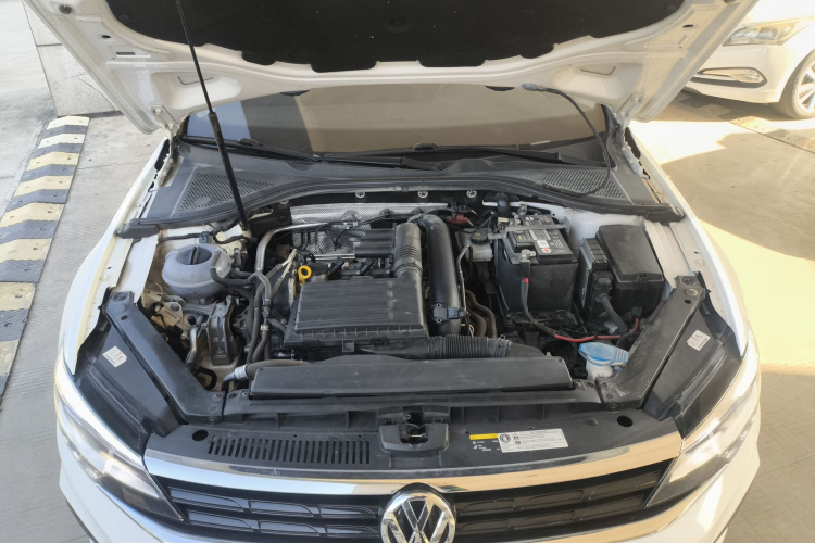 大众 凌渡 2019款 230TSI DSG风尚版 国V机舱底盘24